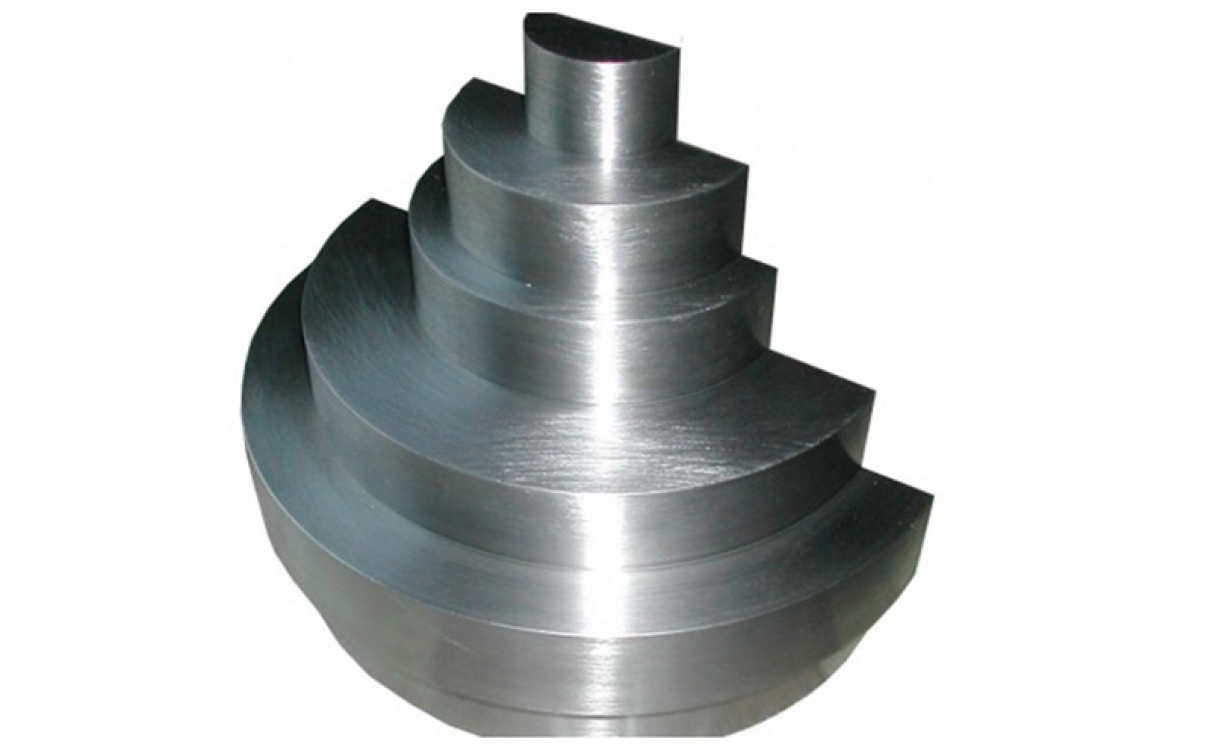 HS半圆阶梯试块