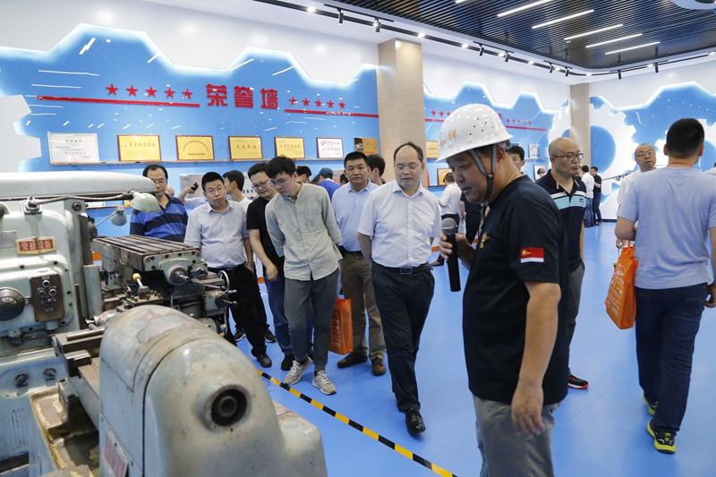 1563779001613934.jpg 1563779001613934.jpg